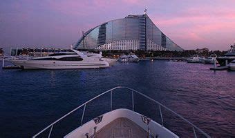 Jumeirah Beach Hotel Dubai | Winged Boots