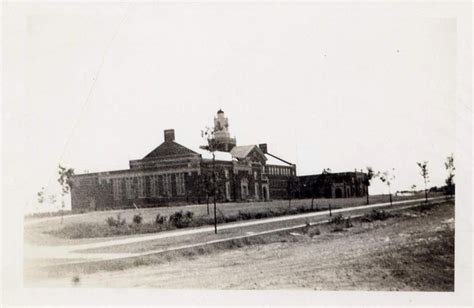 Arlington Heights High School -- Ft. Worth, TX -- circa 1935 | Dallas fort worth, Old west ...