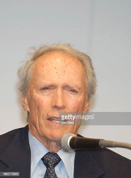 136 Letters From Iwo Jima Press Conference With Clint Eastwood And Ken Watanabe Stock Photos ...