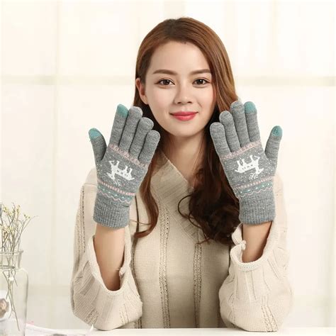 1Pair Fashion Touch Screen Gloves Women Knitted Mittens Winter Warm Christmas Elk Knit Gloves ...