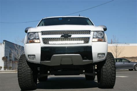 2007 Chevy Avalanche, 8 Inch Lift Kit, Custom Paint, Custom Light Fab ...