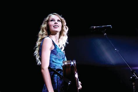 Fearless Tour 2009 Promotional Photos - Taylor Swift Photo (22397136) - Fanpop