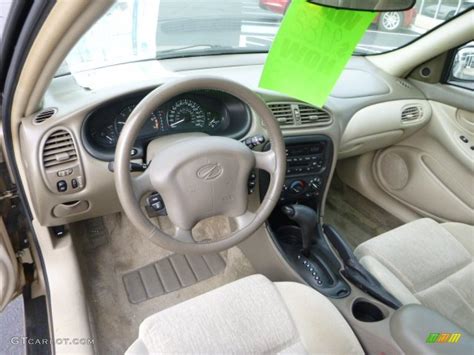 2004 Oldsmobile Alero GL1 Coupe Interior Color Photos | GTCarLot.com