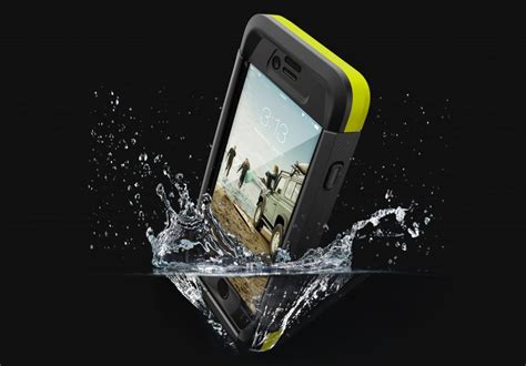 Three waterproof cases for iPhones - Travgear.com