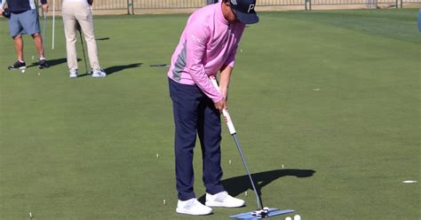 Why Rickie Fowler is using a replica of his caddie’s putter - PGA TOUR