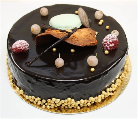 File:Chocolate mousse cake 2.jpg - Wikimedia Commons