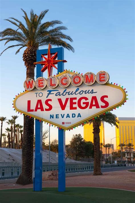 The Best Road Trip Stops on a Las Vegas to Los Angeles Drive