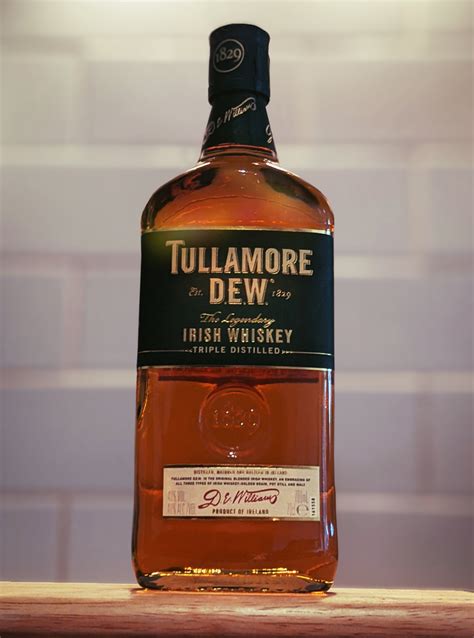 Tullamore DEW Review - Is Tullamore D.E.W good? - Jeff Whisky Review