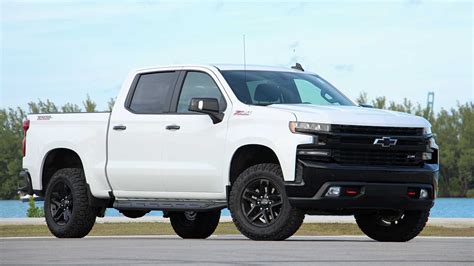 2019 Chevy Silverado Trail Boss Review: Dumb Fun