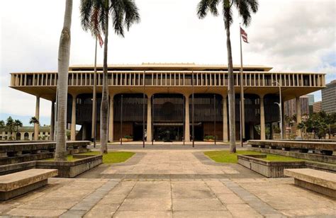 The Hawaii State Capitol Building: An Architectural Ode to the Islands ...