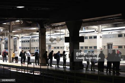 238 Chicago Metra Train Stock Photos, High-Res Pictures, and Images ...