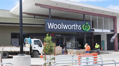 Woolworths Nowra and Vincentia become priority delivery hubs, reduce opening hours | South Coast ...