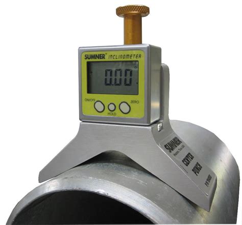 Pipe marking unit includes digital inclinometer gauge