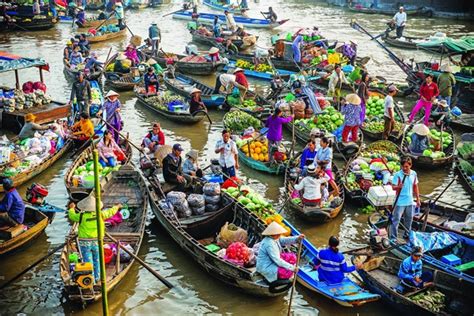 Cái Răng Floating Market named cultural site