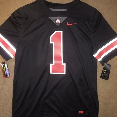 Look: Photo of Ohio State's black uniforms revealed