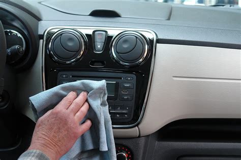 What Is The Best Car Dashboard Cleaner - Auto Upholstery Atlanta