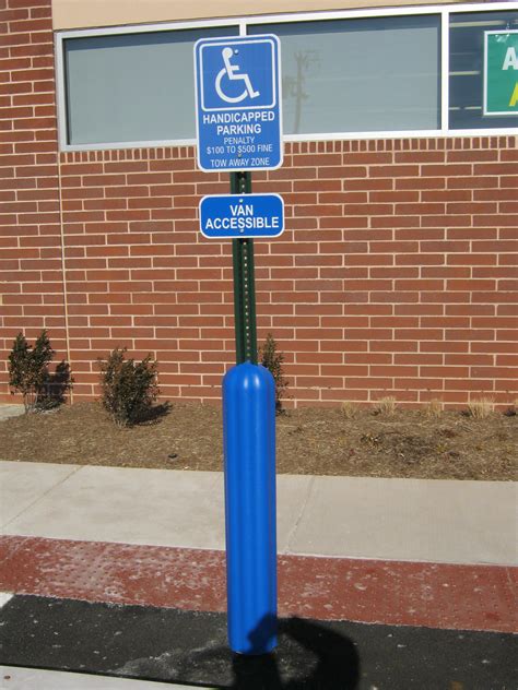 www.holidaysigns.com-plastic-pole-cover-parking-lot-signs - Holiday Signs