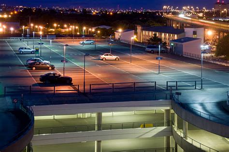 22,400+ Car Parking Lot Night Stock Photos, Pictures & Royalty-Free ...