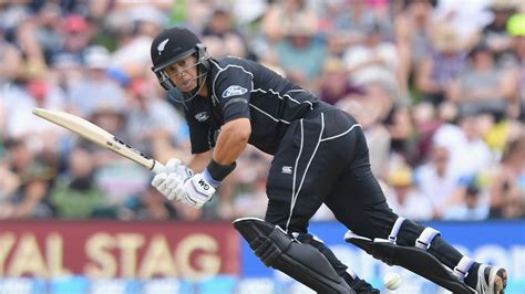 Ross Taylor stars as New Zealand level ODI series with South Africa ...