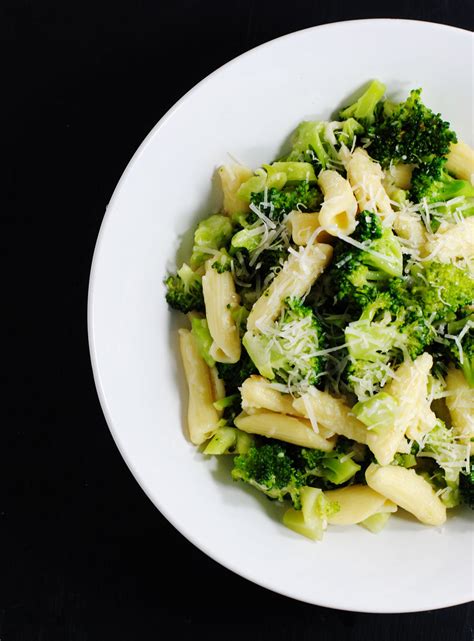 Broccoli and cavatelli | white plate blank slate