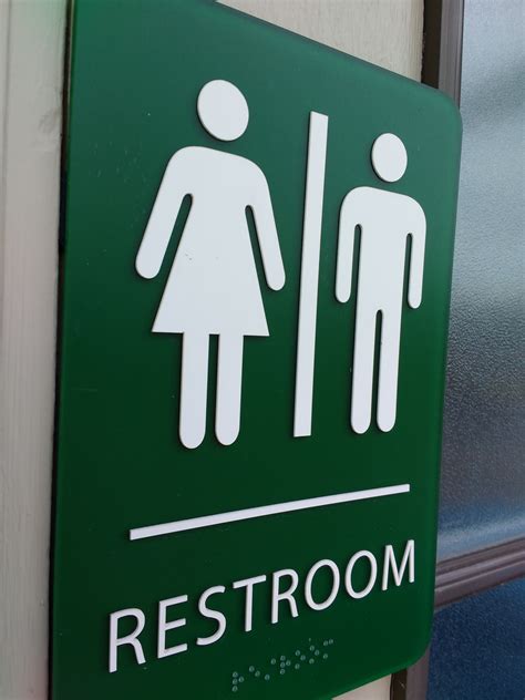 Unisex Restroom Sign – Photos Public Domain