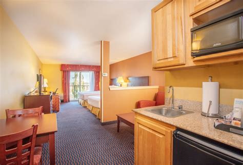 Holiday Inn Express & Suites Richland, an IHG Hotel Richland ...