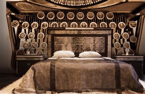 23 Unique Steampunk Bedroom Decor Ideas #Decor #steampunk #bedroom #IndustrialChic #Ideas #Bed ...