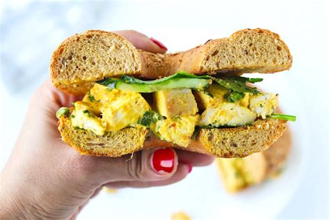 Mango Chicken Salad Sandwich - That Spicy Chick