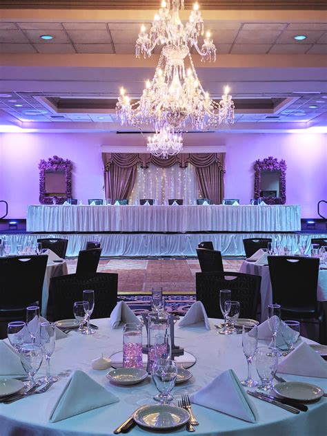 Radisson | Wedding Venues in Rockford Il