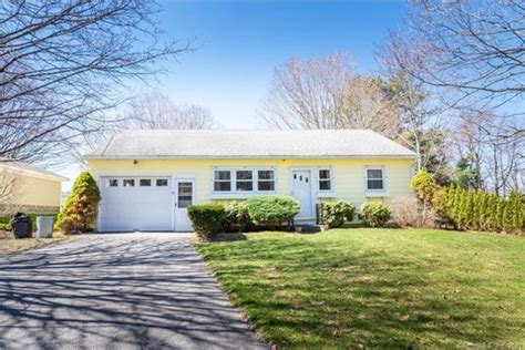 Morris, CT Real Estate - Morris Homes for Sale | realtor.com®