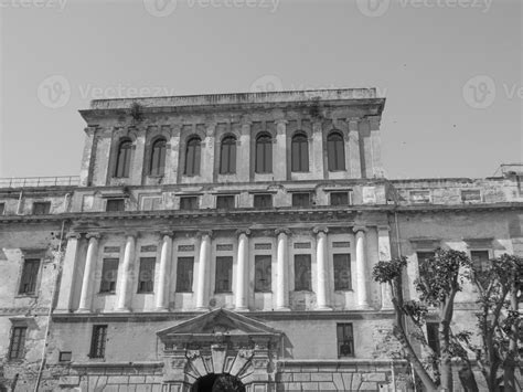 palermo city in italy 19503004 Stock Photo at Vecteezy