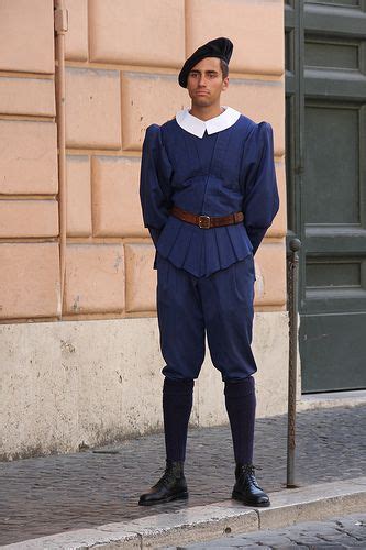 Swiss Guard in regular duty uniform | Swiss guard, Men in uniform, Vatican