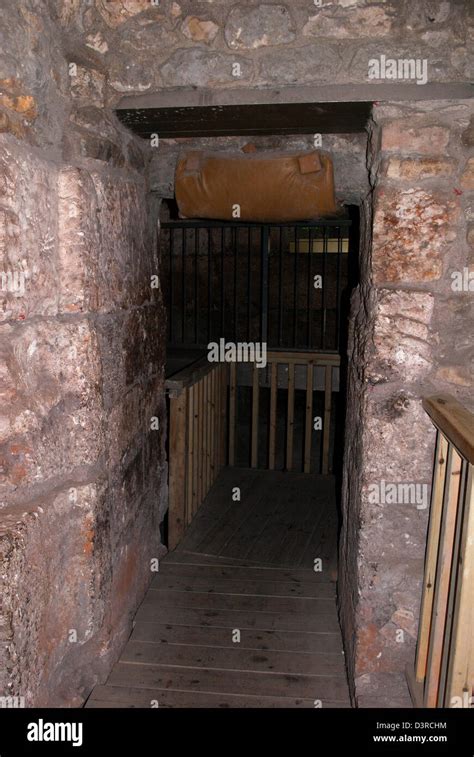 Wailing wall tunnel, enterance to excavations Stock Photo - Alamy