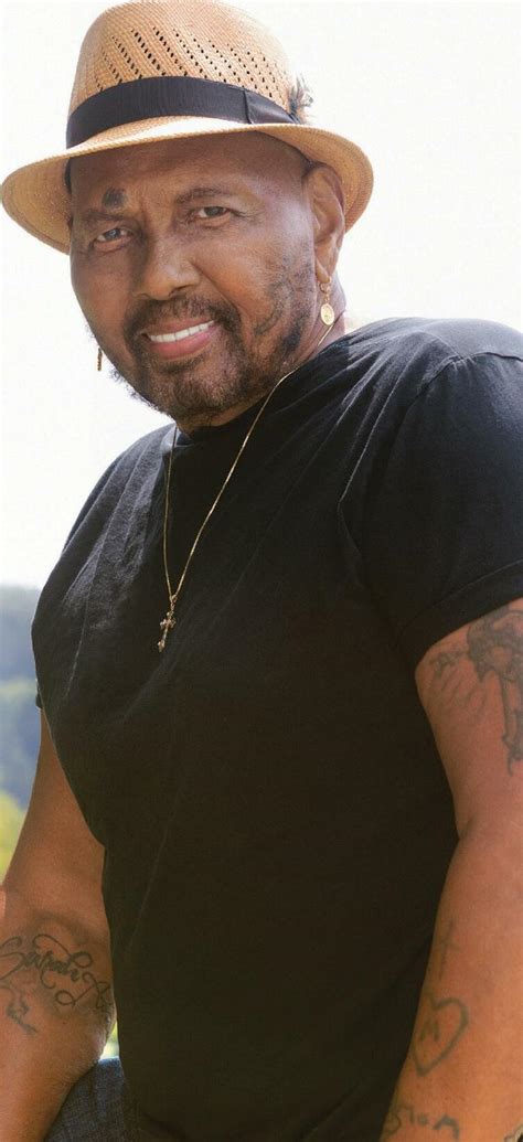 Aaron Neville: Love Songs & Hard Living - Read this story on Magzter.com