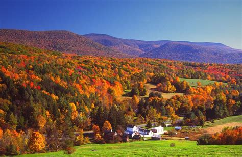 Fall Foliage Scenic Drive in Rhode Island Getaways Near Me, Fall ...