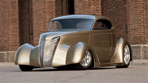 1937 Ford Coupe: Building a Modern High-Tech Hot Rod