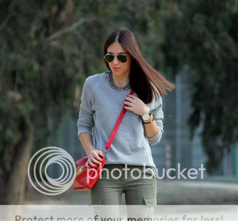 My Fashion Mirror: cargo, grey and red