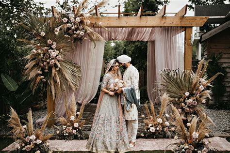 Unique bohemian themed wedding decor ideas - The Statesman