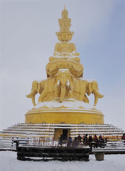 China Mount Emei Golden Summit Editorial Stock Image - Image of asian ...