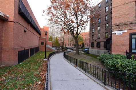 NYCHA will kick off ‘crash maintenance repairs’ to address massive backlog - Curbed NY