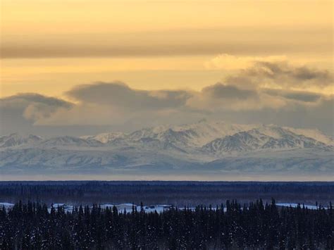 30 Days of Night in Alaska: Polar Nights & Midnight Sun Explained