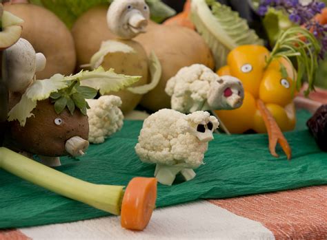 Vegetable animals at our Edible Garden event | Vegetable animals ...