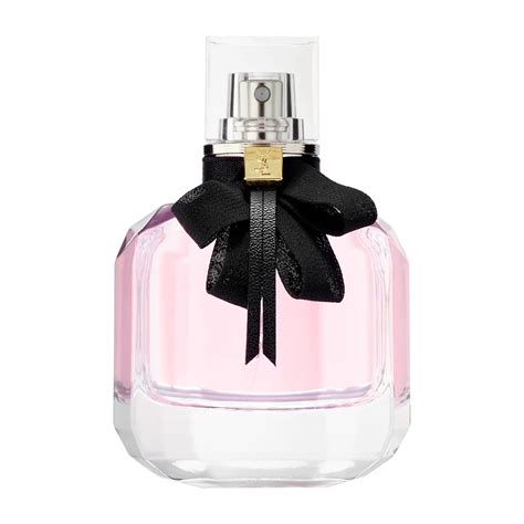 The 10 Best Strawberry Perfumes As Told By Beauty Editors | Who What ...