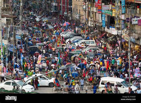 New market dhaka hi-res stock photography and images - Alamy