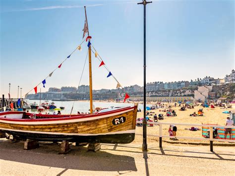 Quaint seaside towns to visit near London | Broadstairs, Seaside towns, Seaside uk