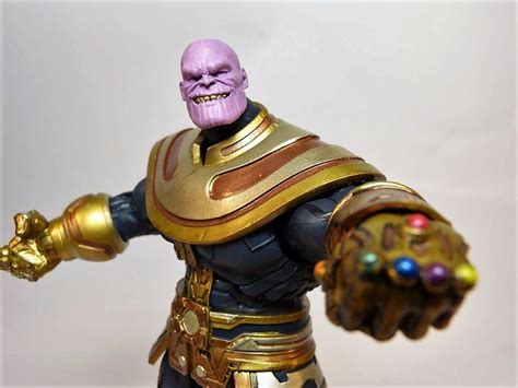 Thanos Marvel Select Action Figure Review | DisKingdom.com