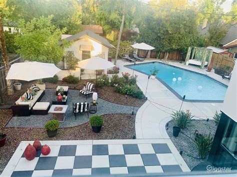 Gorgeous, Sparkling Pool in Fresno | Rent this location on Giggster