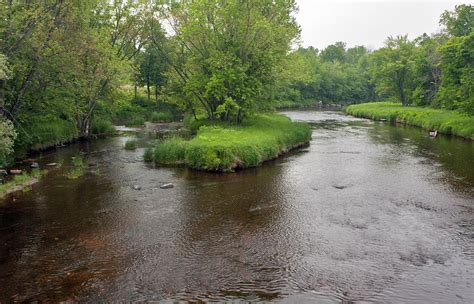 Eau Claire River Trail Photo, Wisconsin Trail Guide