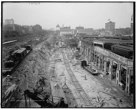 Excavations for Grand Central Station, New York City. 1908. [1024x823 ...