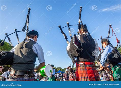 Scottish Band Bagpipes Performance Editorial Image - Image of ...